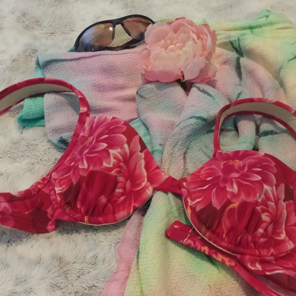 Bikini By Shape Fx size 10- underwire